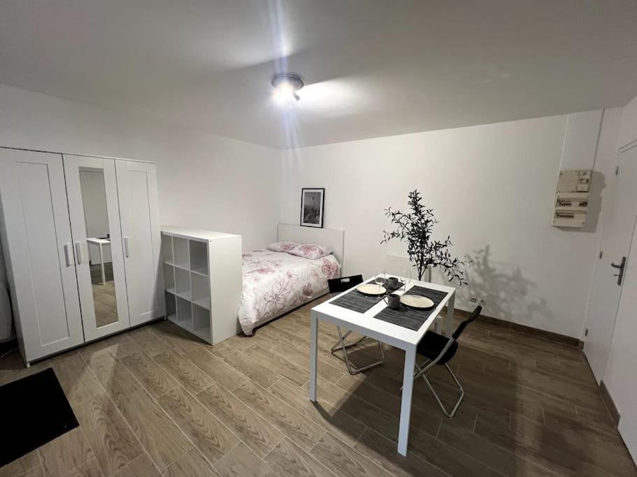Appartement Proche Tramway Vitry-sur-Seine Exterior photo